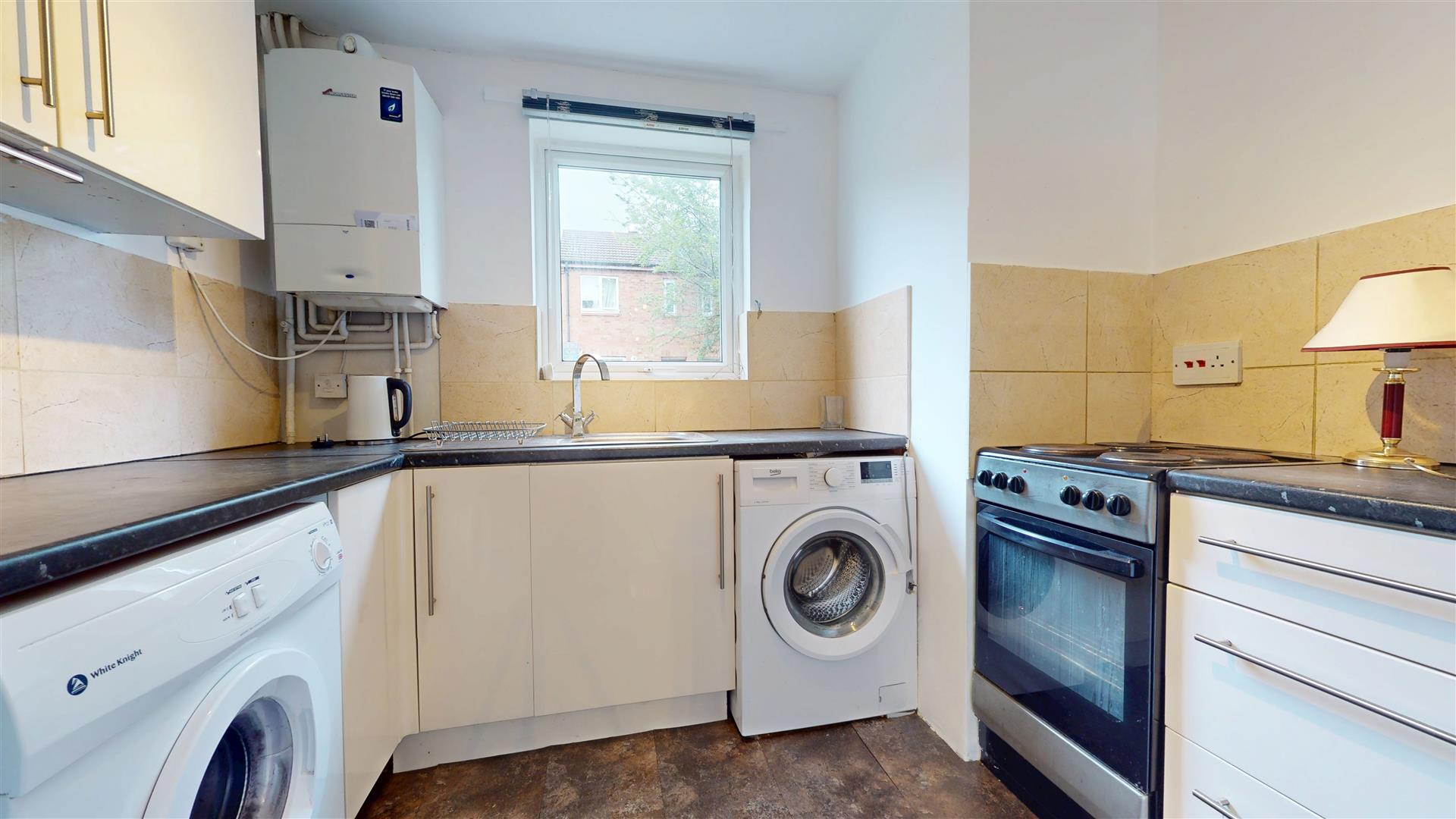 Arlott Crescent, Oldbrook, Milton Keynes